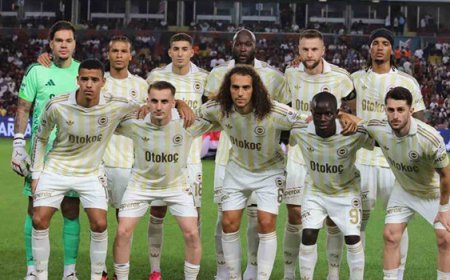 Fenerbahçe'nin Aston Villa maçı kamp kadrosu belli oldu! İsmail Kartal'dan Lukaku kararı