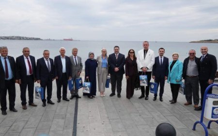 Başkan Bozkurter, bir araya geldiği muhtarların gününü kutladı