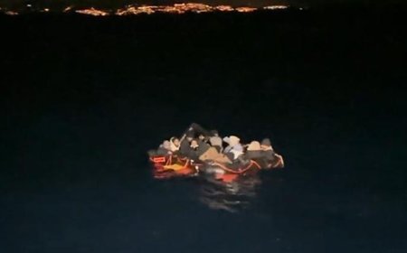 Bodrum açıklarında Yunanistan tarafından geri itilen 36 kaçak göçmen kurtarıldı