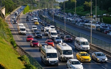 İstanbul'da yolculuk maliyeti arttı. Özel araçla işe gidip gelme maliyeti aylık yaklaşık 15 bin lira