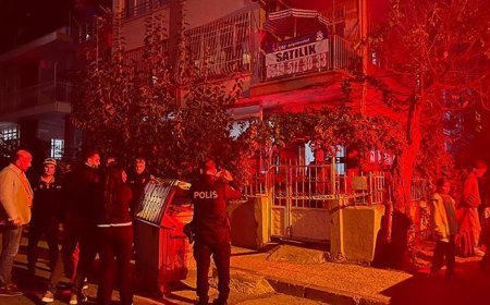Mersin'de zemini çöken bina tahliye edildi! 'Yağmur suları toprağı boşalttı'