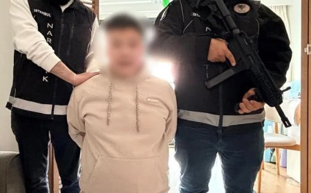 Sarıyer'de kırmızı ve mavi bültenle aranan 2 şüpheli yakalandı