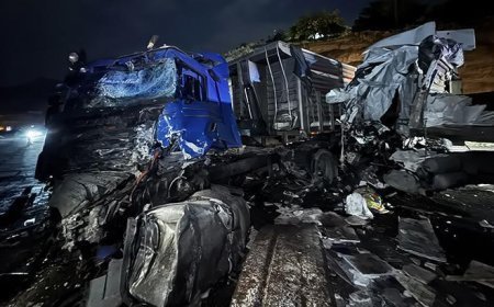 Kara yolunda feci zincirleme kaza! 3 tır çarpıştı: Olay yerinde hayatını kaybetti