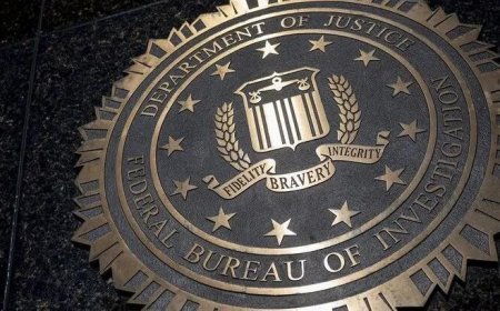 ABD'de FBI'da çatlak! 'Gizli bilgileri basına sızdırdı'