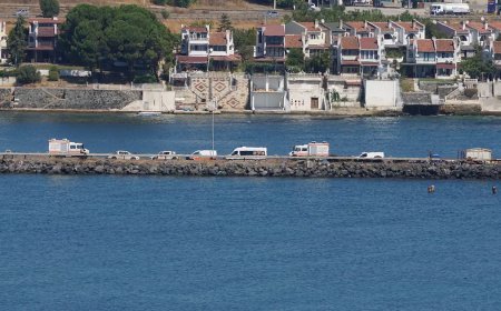 Marmara'daki gemi kazası: 56 gün sonra bir erkek cesedine ulaşıldı