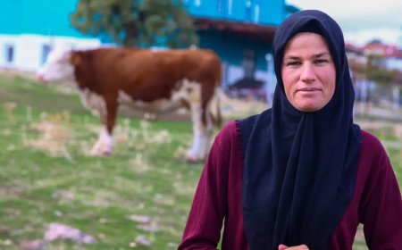 Fabrikada işçi olarak çalışırken başladı, şimdi "hanımağa" diyorlar