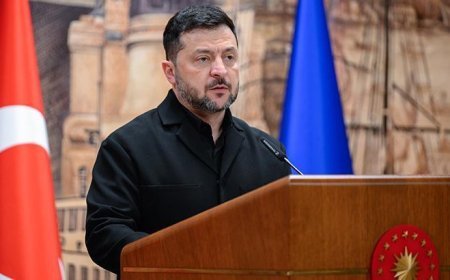 Zelenskiy: Ukrayna, Türkiye'de liderler düzeyinde üçlü toplantıları destekliyor