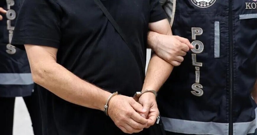 Üzerindeki "büyüyü" bozmaya gitti, 794 bin lira dolandırıldı