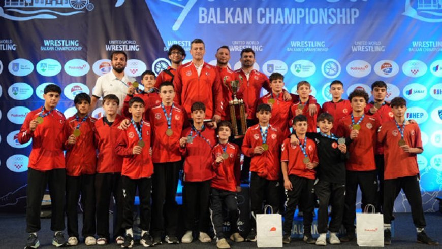 15 Yaş Altı Güreş Milli Takımı, Balkan şampiyonu oldu!