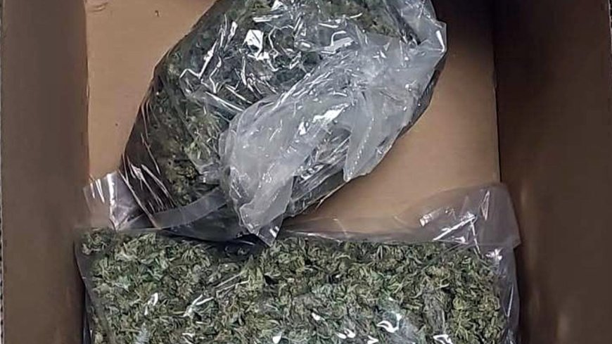 Matbaa makinesi içinde uyuşturucu ele geçirildi