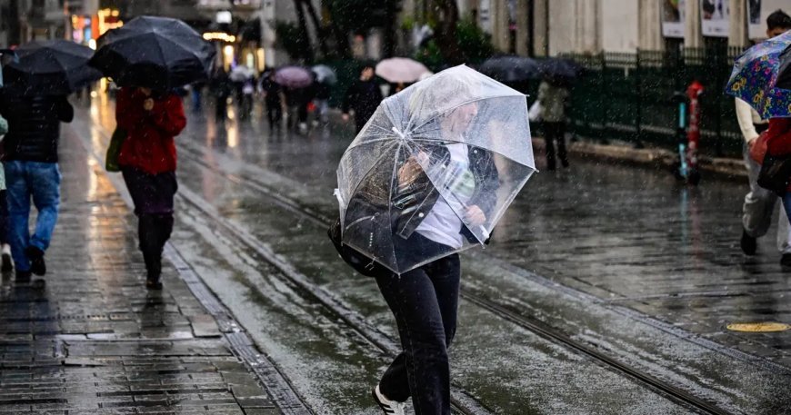 6 ilde okullar tatil edildi. İstanbul Valisi Gül'den "dışarı çıkmayın" uyarısı
