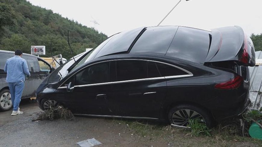 İstanbul'da sel felaketi! Aracıyla mahsur kalan sürücü: 1 kilometre sürüklendik, canımızı zor kurtardık