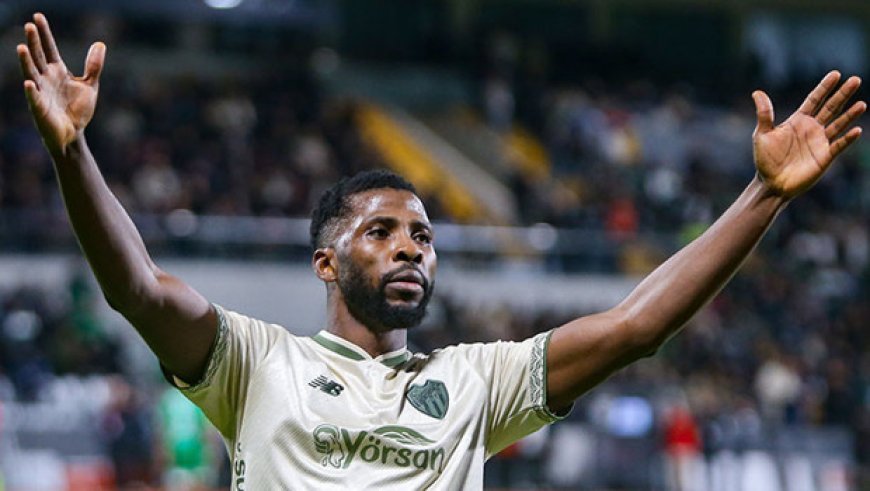 Bursaspor'da tarihi rekor: Kelechi Iheanacho Türk futbol tarihine geçti!