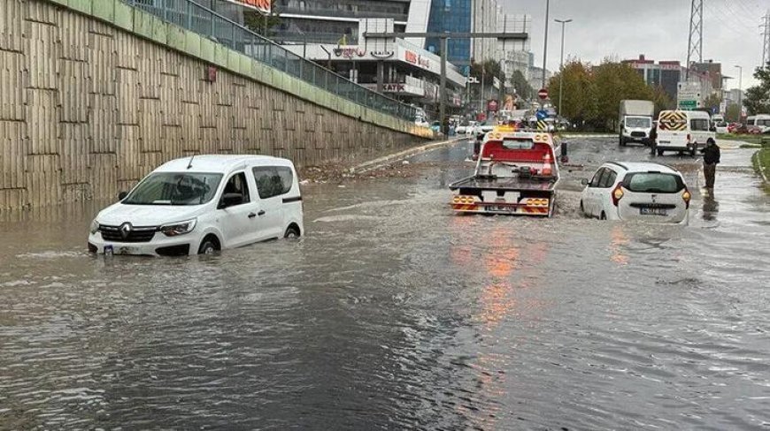 SON DAKİKA | İçişleri Bakanlığı uyardı! Cumartesi gününe dikkat; İstanbul ve birçok ilde 'sel' alarmı