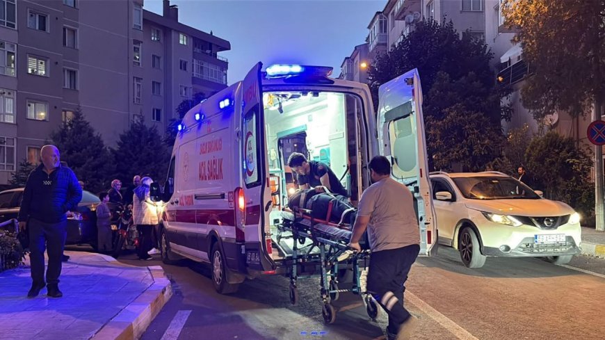 Otomobil ile çarpışan motosikletin sürücüsü yaralandı