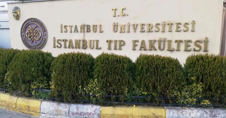 Çapa'da kadın tuvaletinde sapık paniği. Flaş patlayınca yakayı ele verdi
