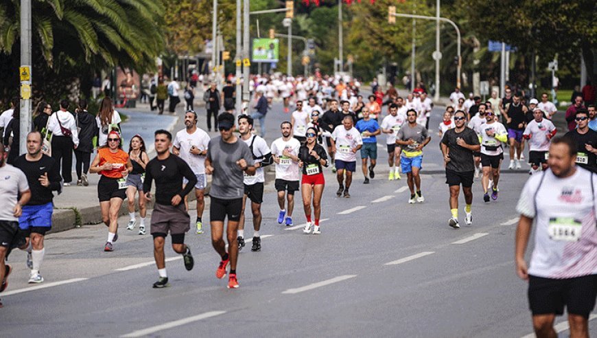 İstanbul'da 3 bin 500 kişiyle Cumhuriyet koşusu