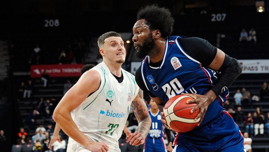 Anadolu Efes sahasında kazandı!