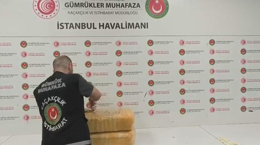 İstanbul'da dev uyuşturucu operasyonu! Havalimanında yakalandı, alıcıya Bayrampaşa'da suçüstü yapıldı