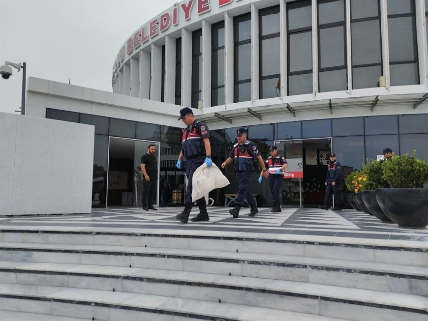 Bolu Belediyesi'ne operasyon! Belediye Başkan Yardımcısı Rasim Özdemir dahil 4 kişi gözaltında