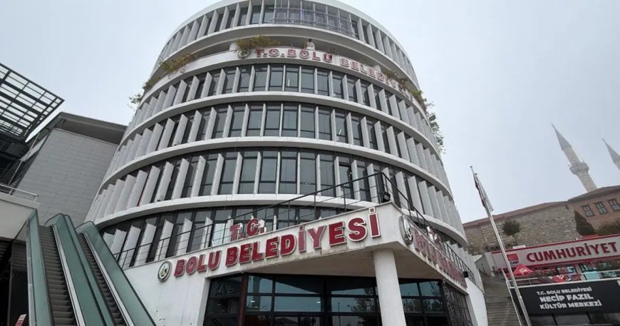 Bolu Belediyesi'ne operasyon. Belediye Başkan Yardımcısı dahil dört kişi gözaltında