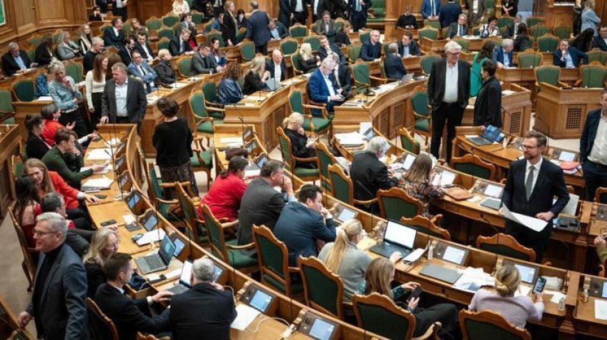 Ülkede siyasi kriz! Bakan istifa etti, gerekçesi dikkat çekti