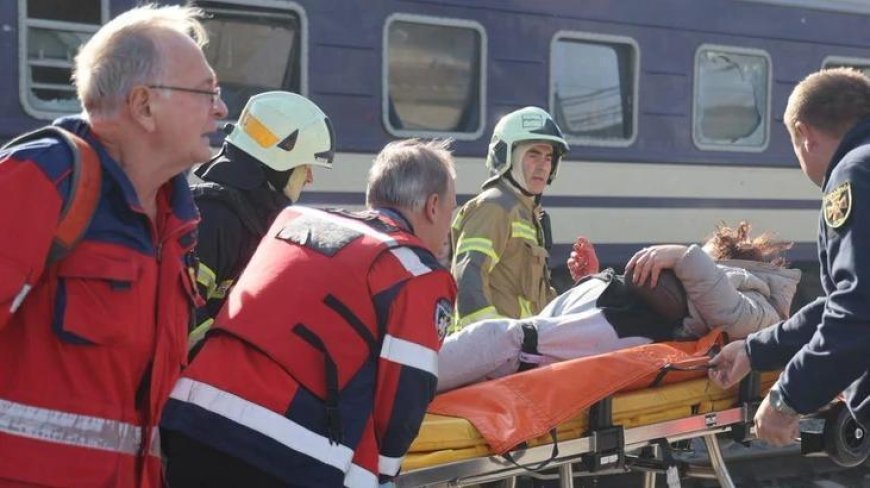 Rusya, Ukrayna'da tren istasyonunu vurdu! Çok sayıda can kaybı ve yaralı var