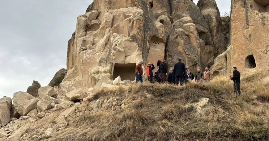 Kapadokya'da peribacası çöktü. Üç kişi hayatını kaybetti